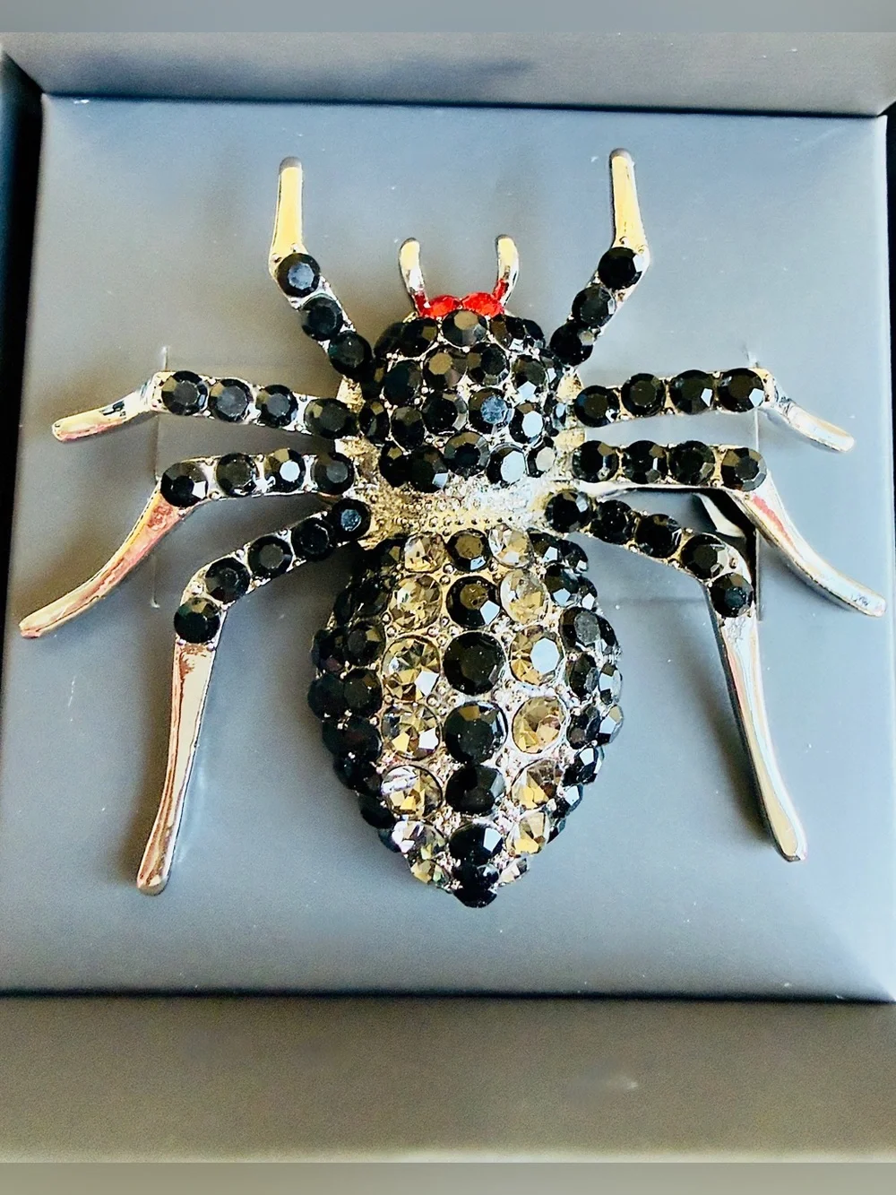 Williams Sonoma Jeweled Spider Napkin Rings & Haunted Hosts Napkins, Retail $129